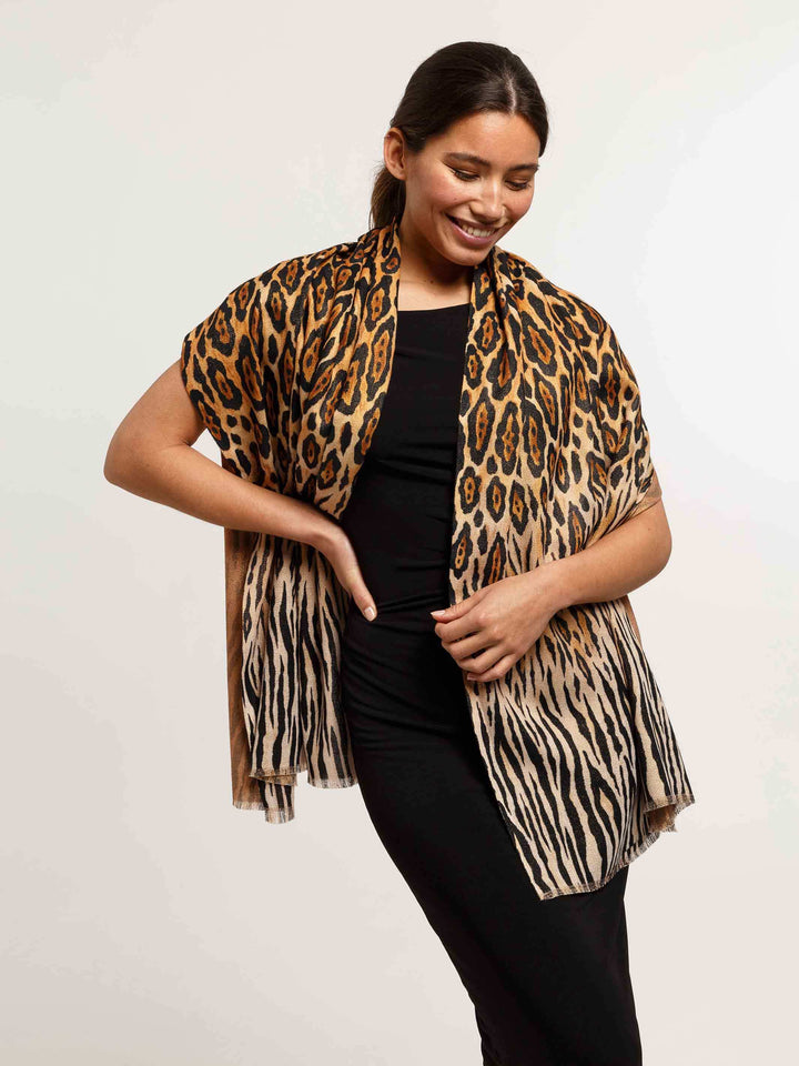 Glitzernder Doubleface-Schal mit Animal-Print