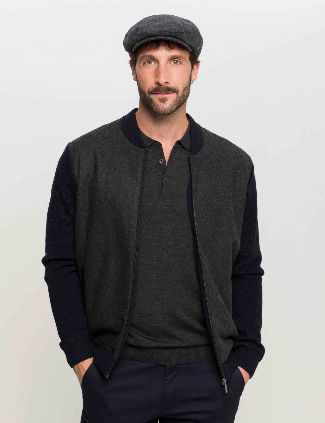 Einfarbige wetterabweisende bugatti Flatcap mit Ohrenklappen