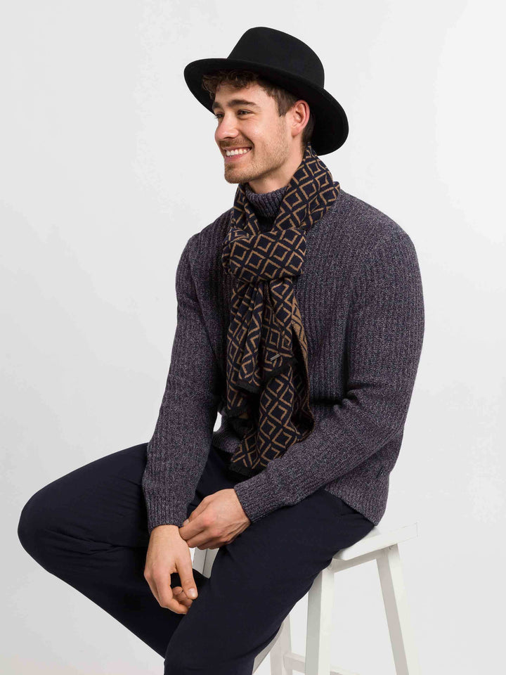 Wasserabweisender Fedora mit Lederband und bugatti-Label