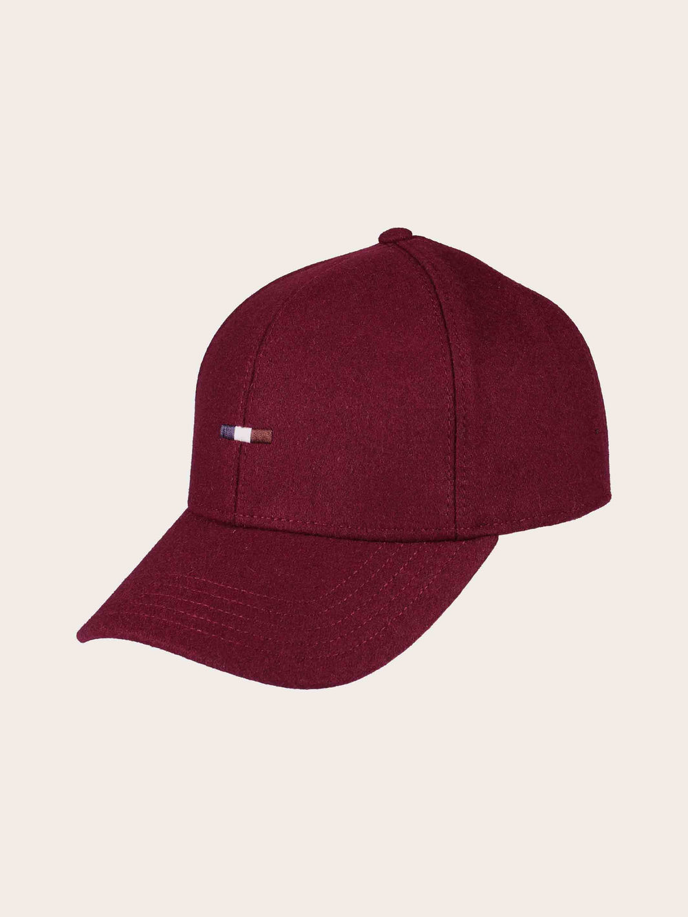 Einfarbige Basecap mit gestickter bugatti-Flag