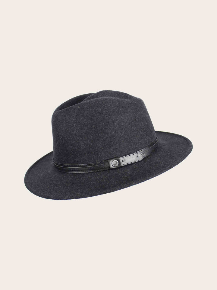 Wasserabweisender Fedora mit Lederband und bugatti-Label