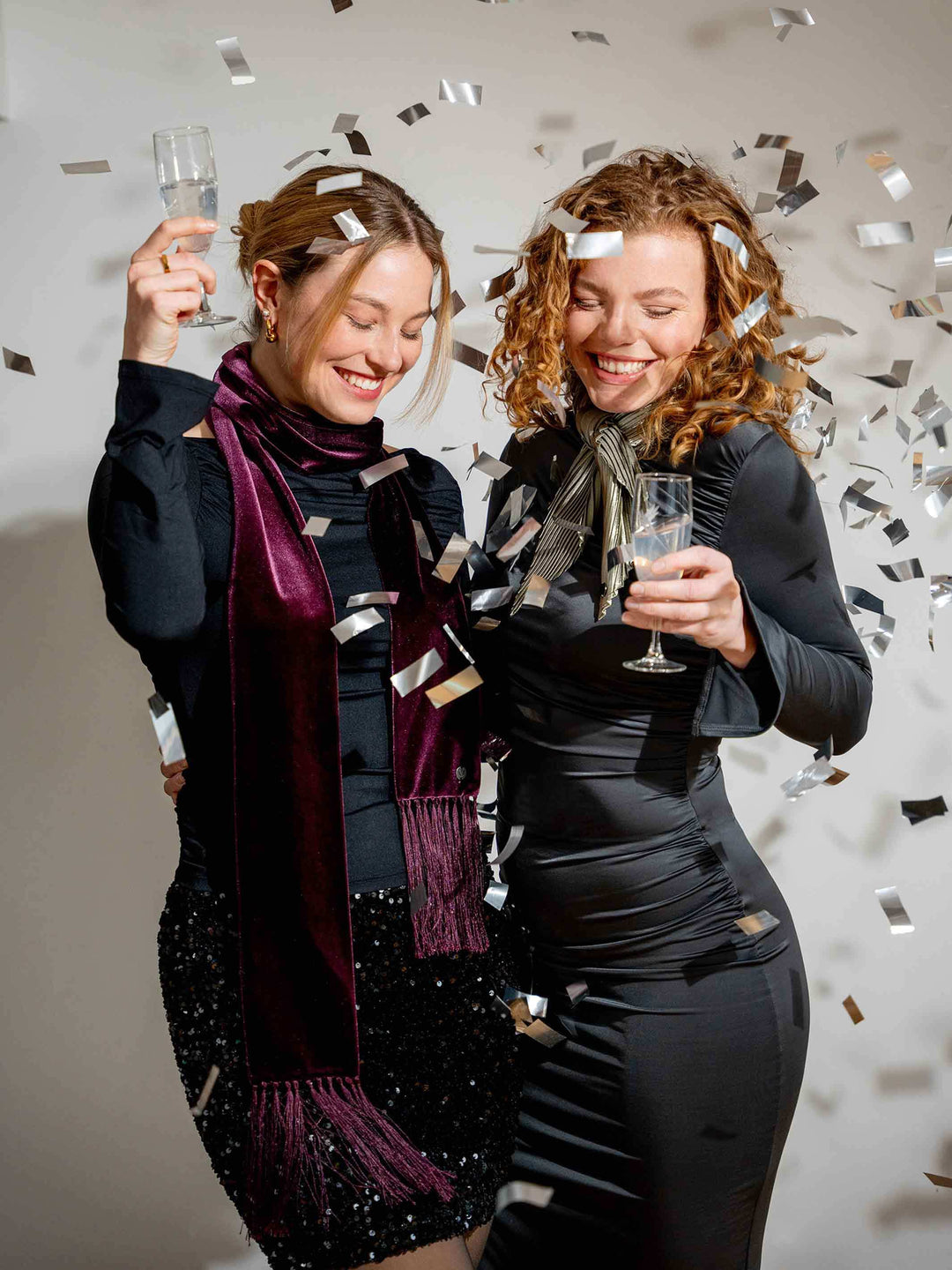 Eleganter Skinny-Schal in Samt-Optik