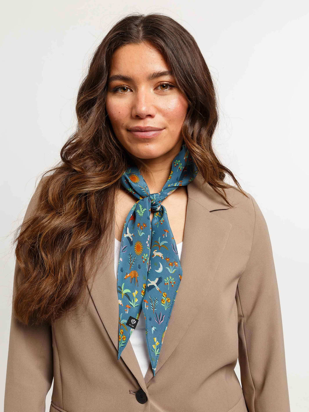 Diamond Shape Seidentuch mit Tier- und Pflanzen-Print