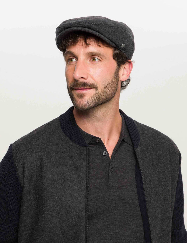 Einfarbige wetterabweisende bugatti Flatcap mit Ohrenklappen