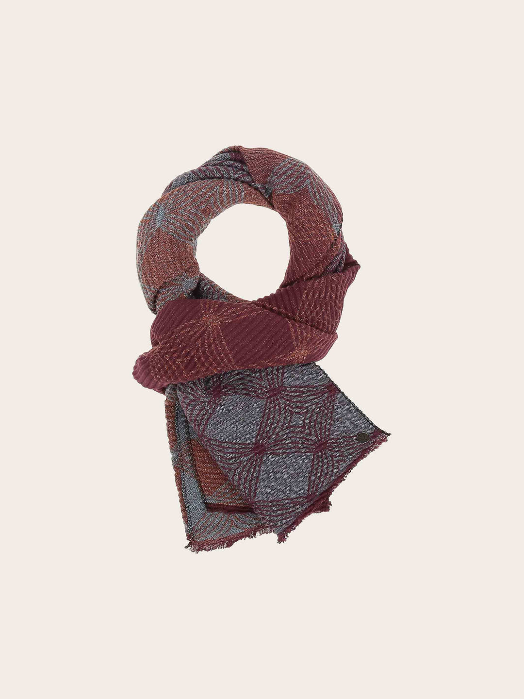 Glitzernder Plissee-Schal mit geometrischem Muster