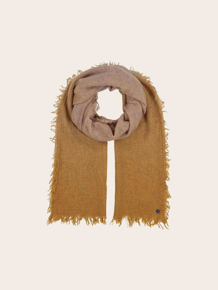 Wollschal im Ombré-Design