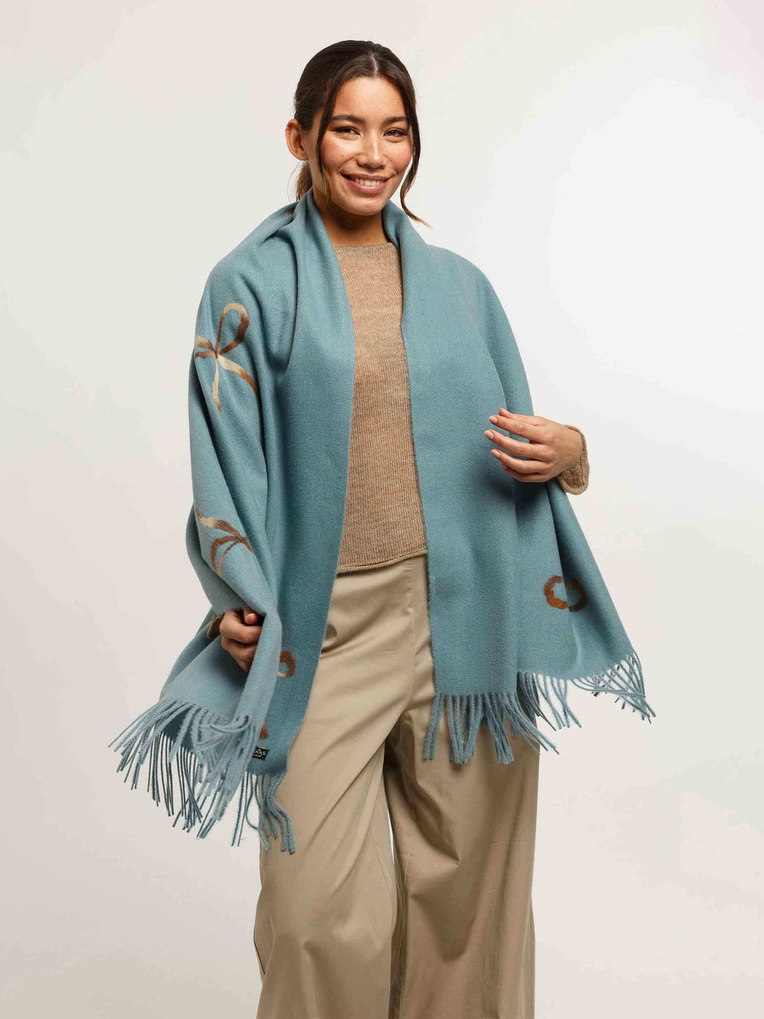 Cashmink-Stola mit eingestickten Schleifen aus Viskosemischung