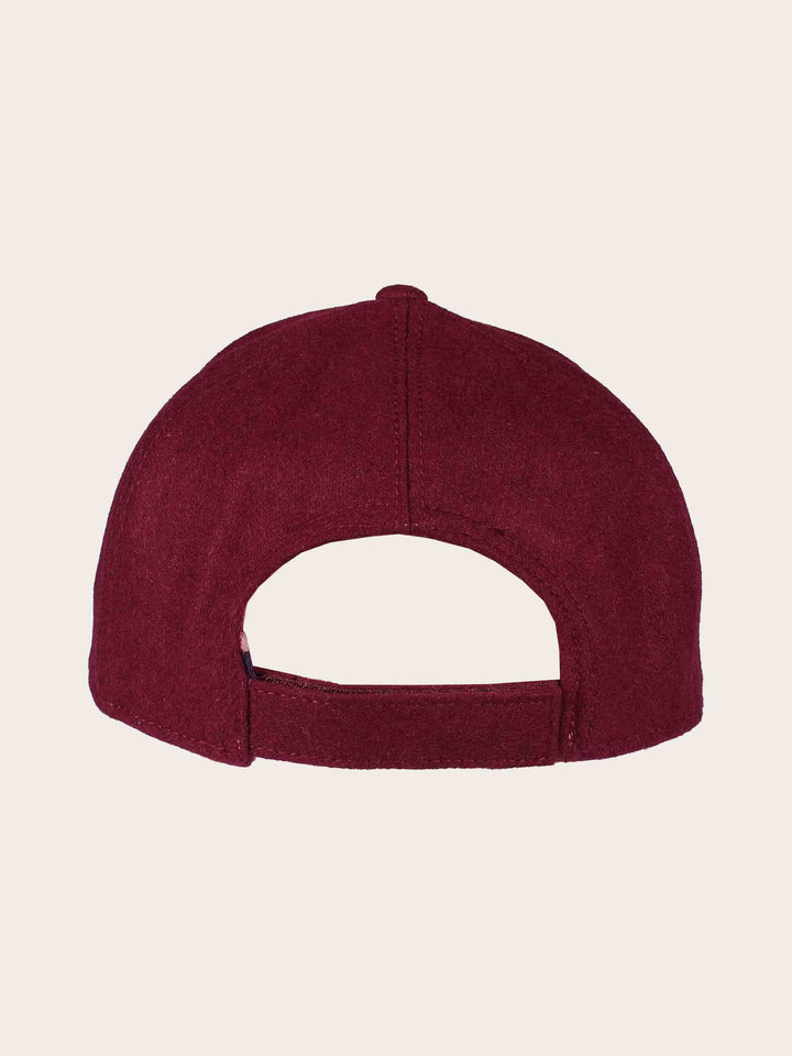 Einfarbige Basecap mit gestickter bugatti-Flag