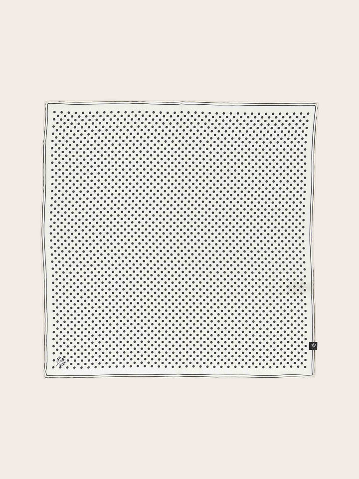 Gepunktetes Nickituch aus reiner Seide