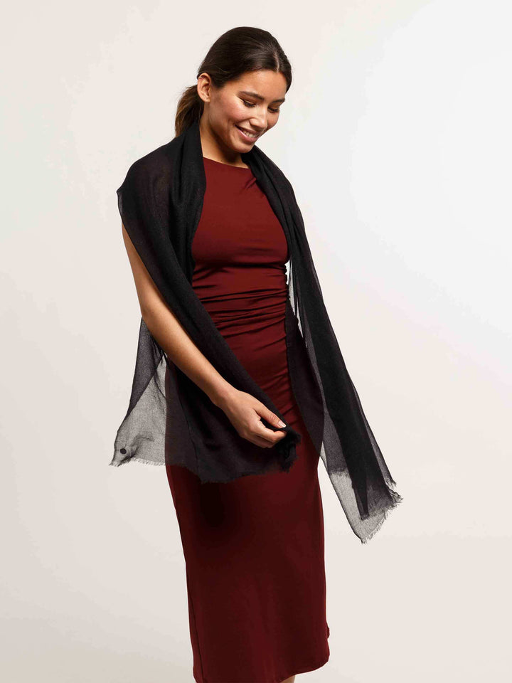 Stola mit zartem Glitzer