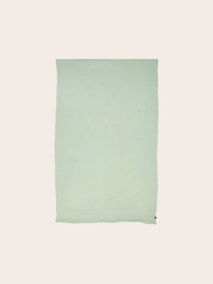 Leichte Stola mit glänzenden Streifen