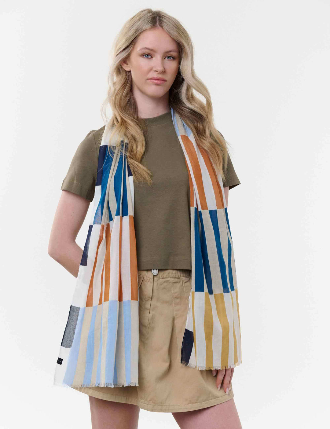 Schal mit Streifen im Retro-Design aus Baumwolle