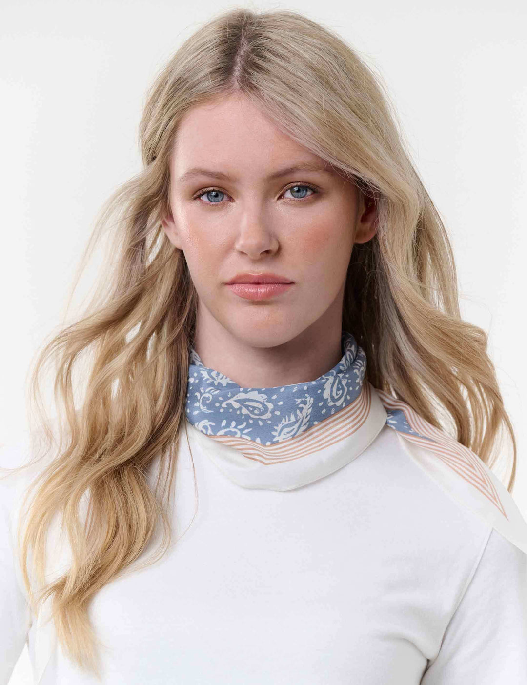 Diamond Shape Seidentuch mit Paisley-Design