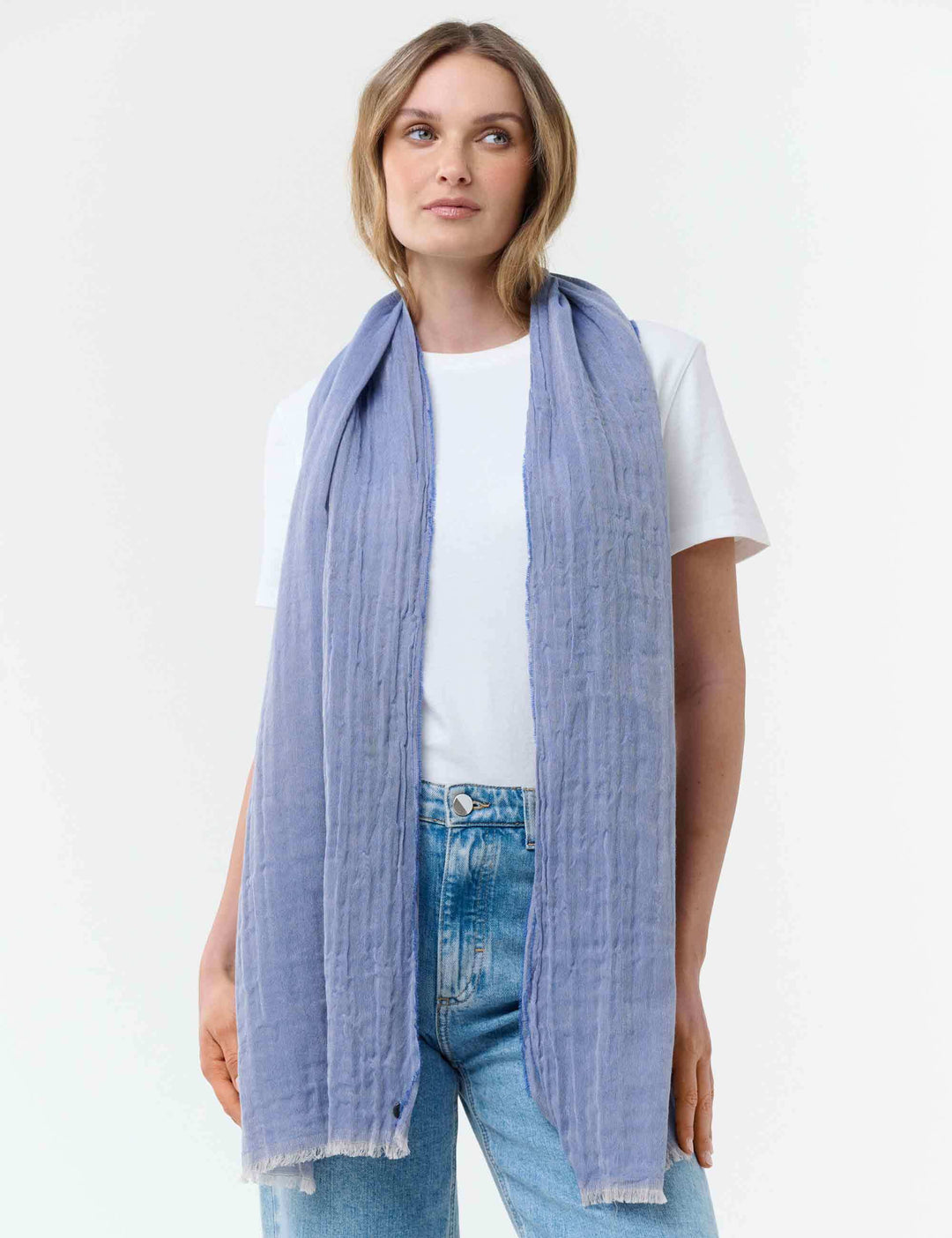 Leichter einfarbiger Schal in Krepp-Optik aus reiner Baumwolle