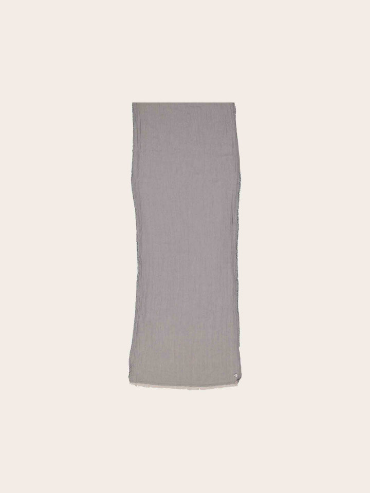 Leichter einfarbiger Schal in Krepp-Optik aus reiner Baumwolle