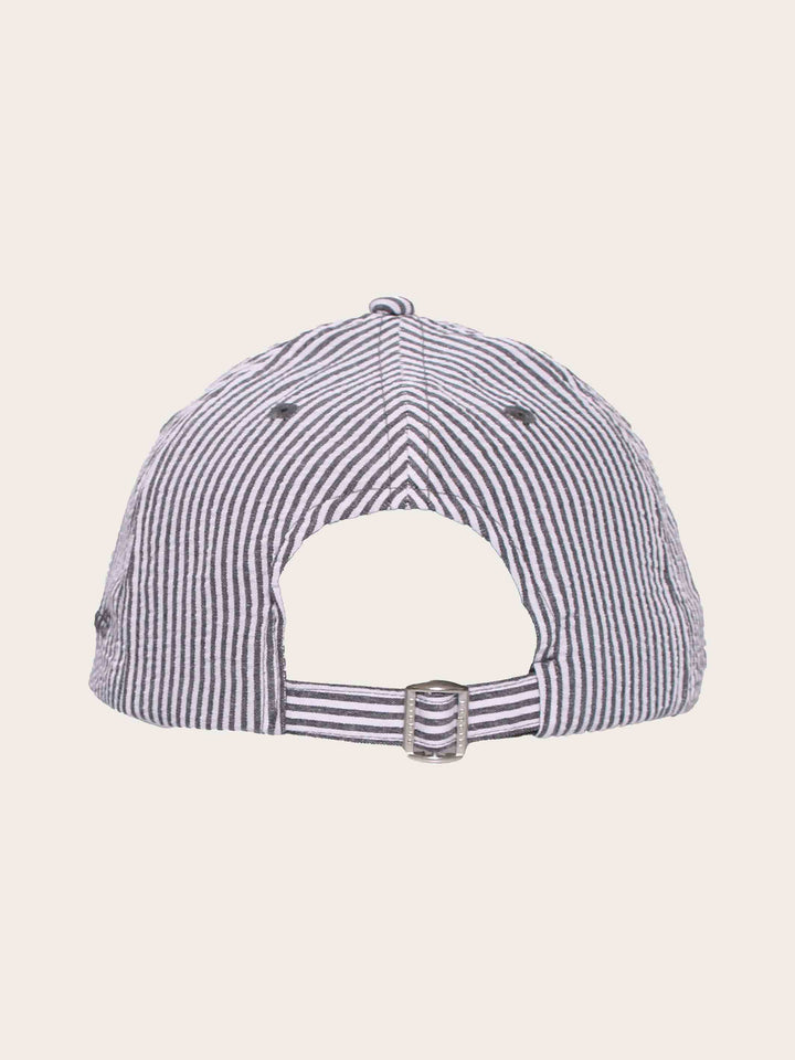 Gestreifte bugatti Basecap mit Seersucker-Effekt