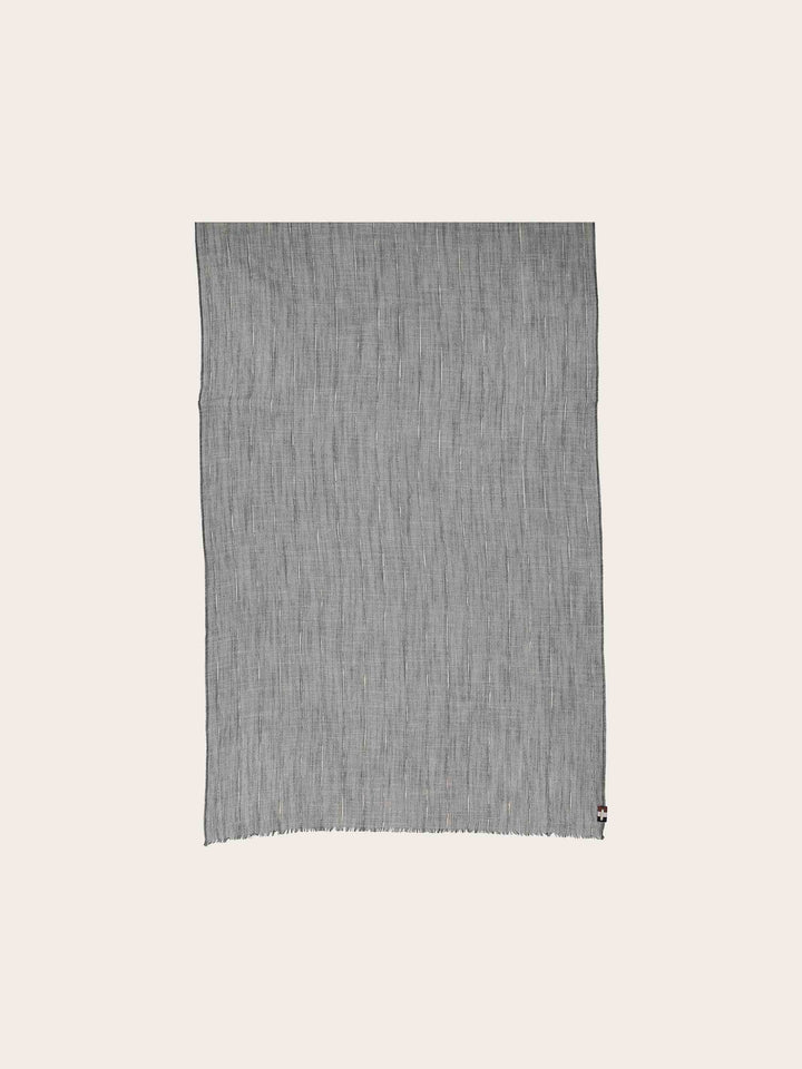 Lässiger bugatti Sommerschal mit Nadelstreifen-Design