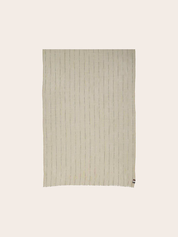 Lässiger bugatti Sommerschal mit Nadelstreifen-Design