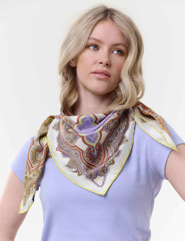 Seidentuch mit Paisley-Muster