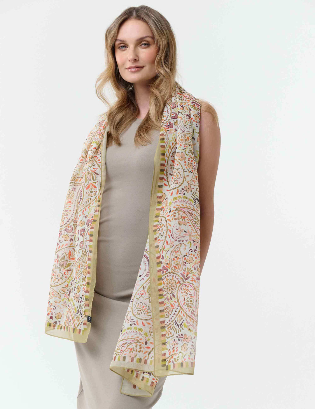 Schal mit romantischem Paisley-Design in Seidenmischung