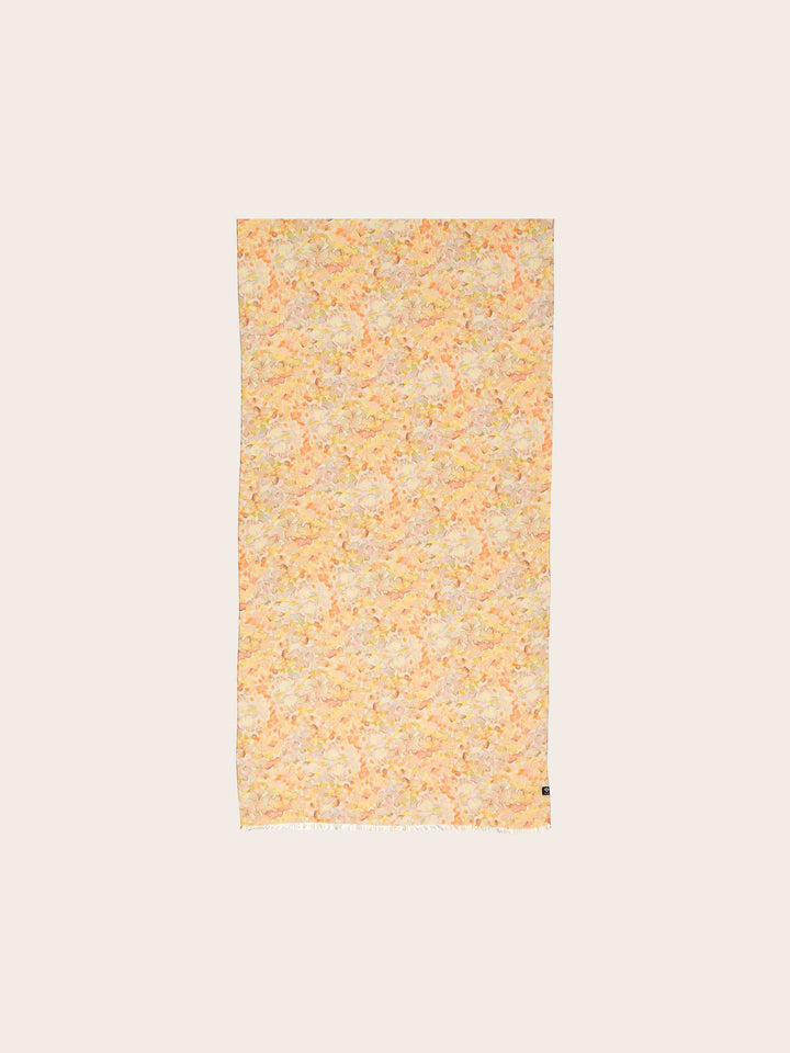 Schal mit Blüten im Aquarell-Design