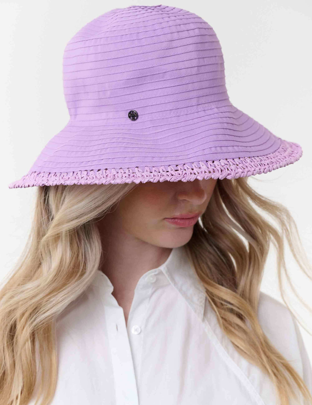 Mittelgroßer knautschbarer Loevenich Glockenhut