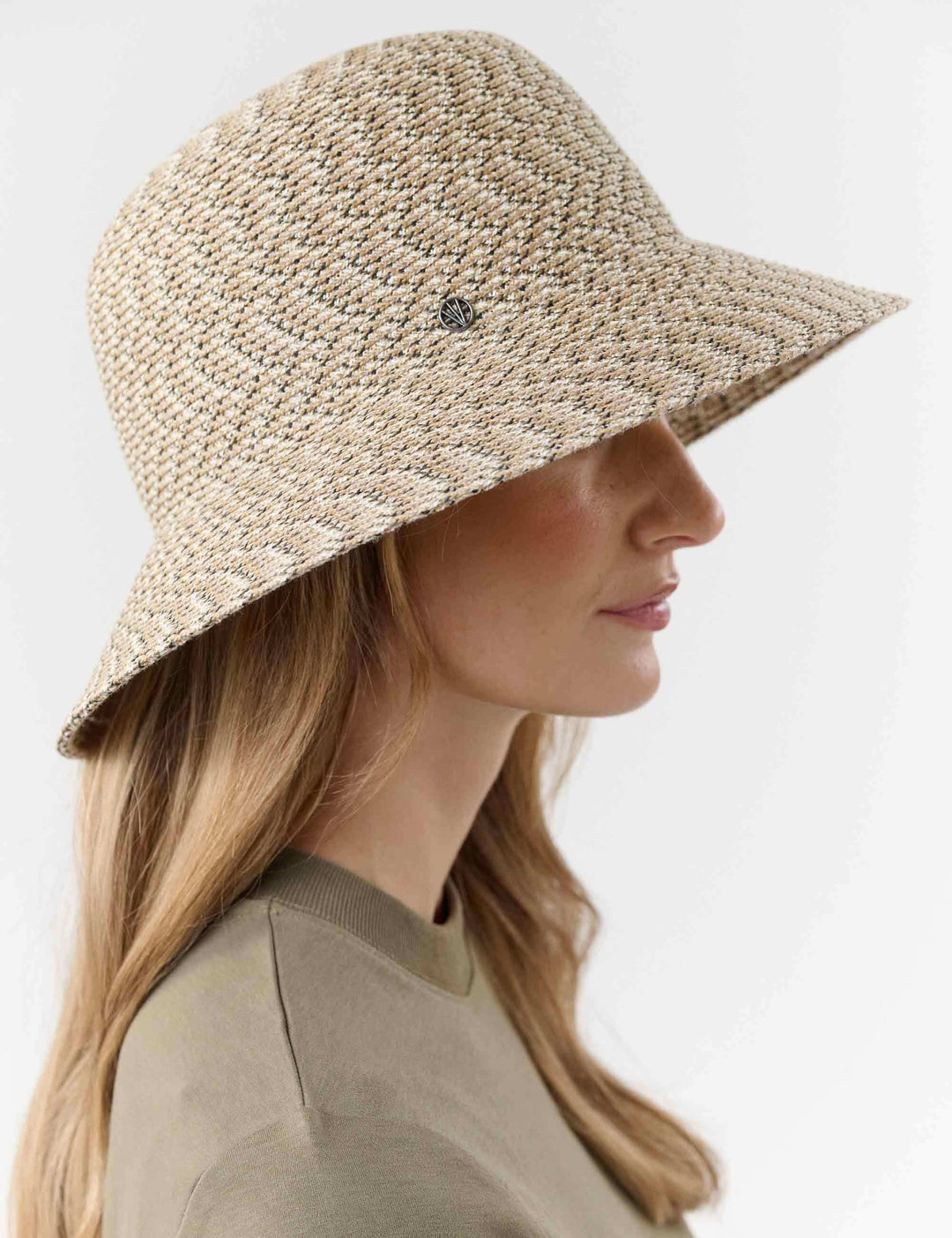 Zart gemusterter Loevenich Glockenhut