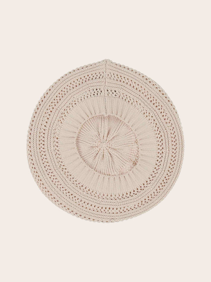 Loevenich Béret mit süßem Loch-Muster