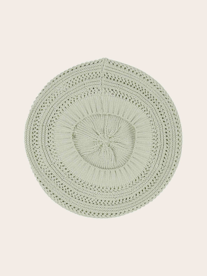 Loevenich Béret mit süßem Loch-Muster