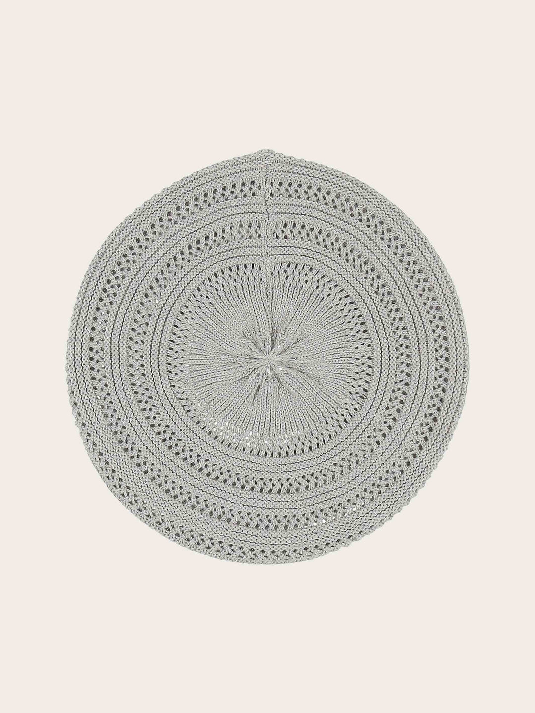 Loevenich Béret mit süßem Loch-Muster