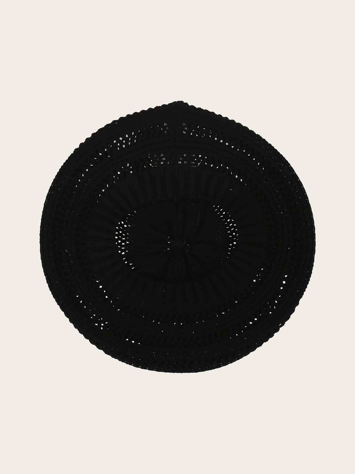 Loevenich Béret mit süßem Loch-Muster