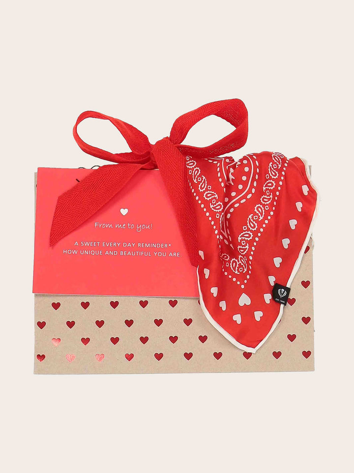 Geschenkset Seiden-Nickituch mit Paisley-Design, Geschenktasche und Grußkarte