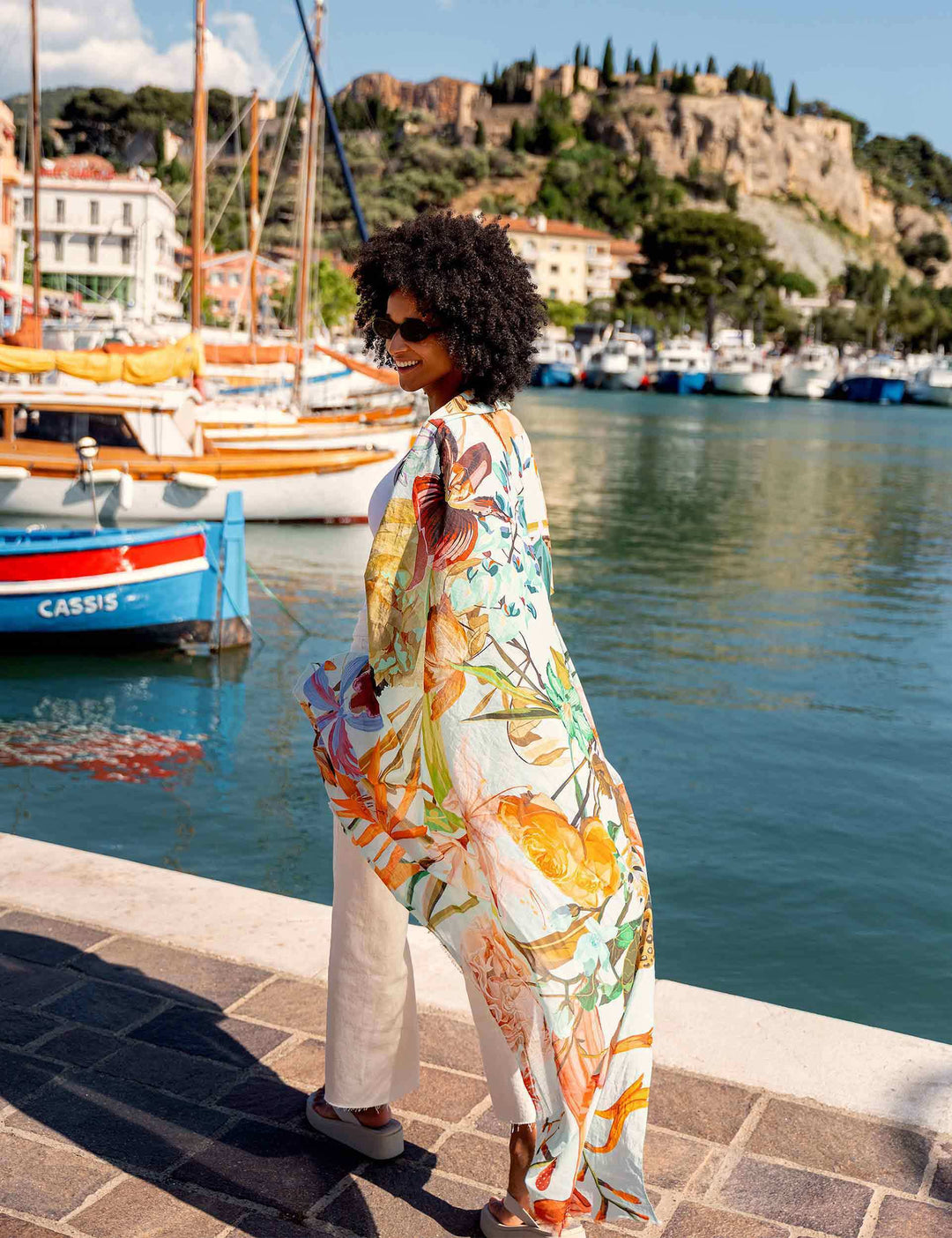 XL-Schal mit Blumen-Design - vielseitig tragbar