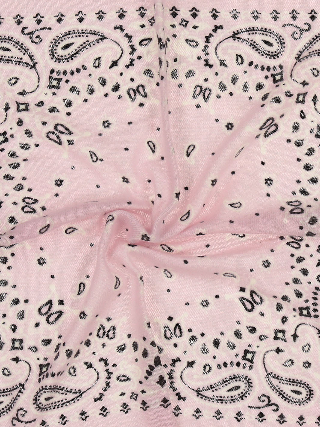 Nahaufnahme des Kaschmir-Nickituchs mit Paisley-Design 684330.