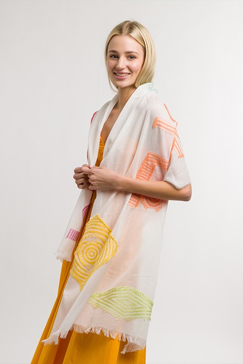 Sustainability Editon - Fil Coupé stole with geometric patterns