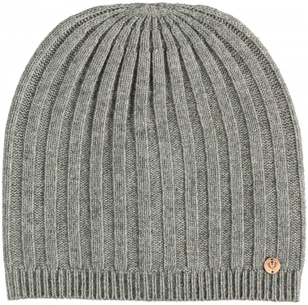 Knitted beanie in cashmere blend