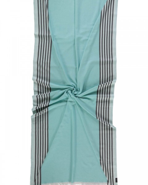 Beach towel with highlight-stripes made of pure cotton