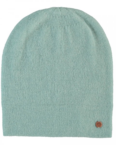 Knitted cap in pure cashmere
